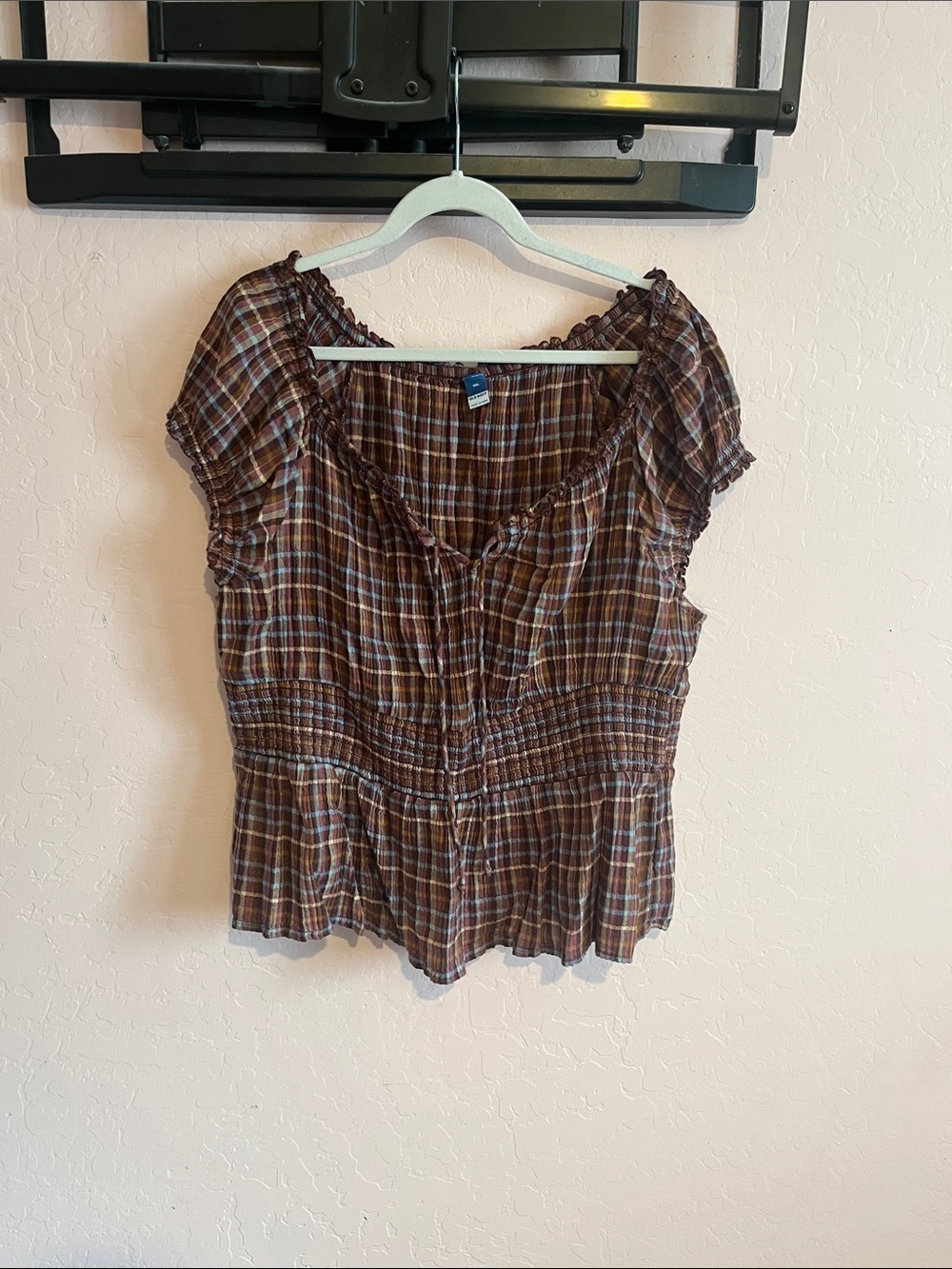 Plaid Short-Sleeve Peasant Top - Brown Plaid old navy